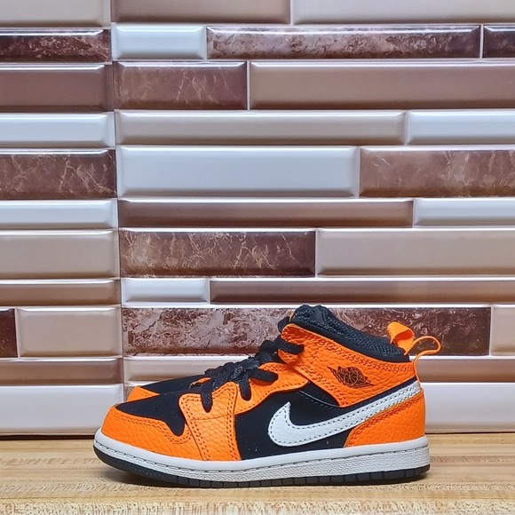 Jordan Other - Jordan 1 Mid Orange/Black/ White Size 9c Toddler